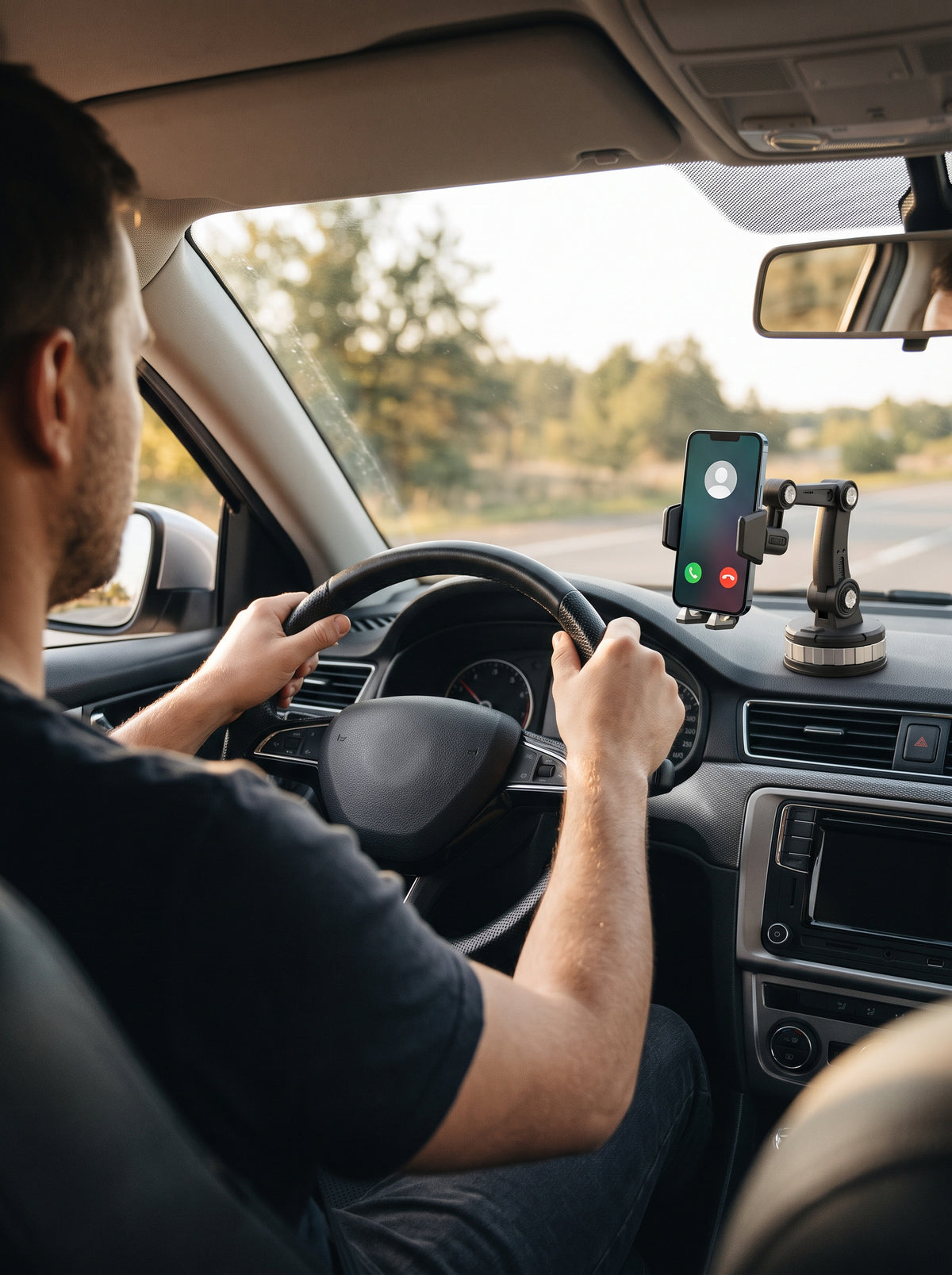 Soporte de Celular para Carro – Ventosa y Rotación 360°